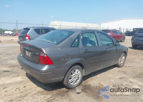 2005 Ford Focus Zx4 z USA, uszkodzony, nr VIN 1FAFP34N55W248400